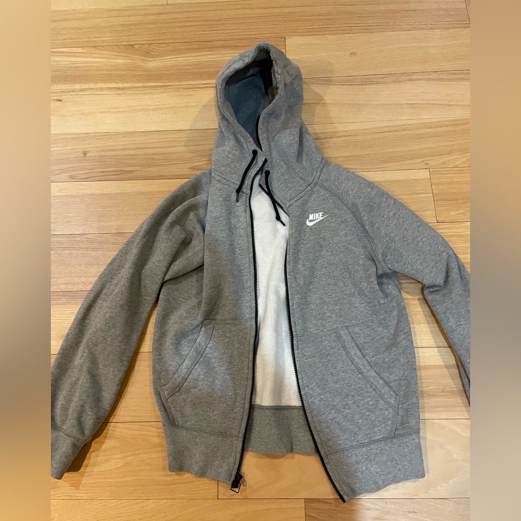Nike Men’s Fleece Zip-Up Sweatshirt (S)